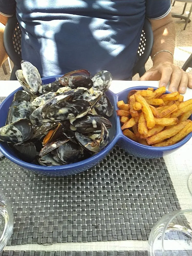Les Moules Roquefort