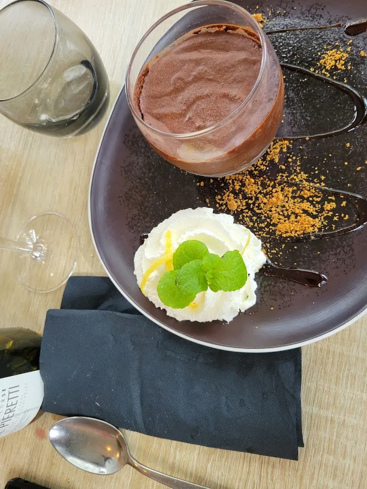 Mousse Au Chocolat
